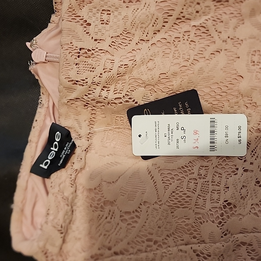 Women skirt - Picture 2 of 5